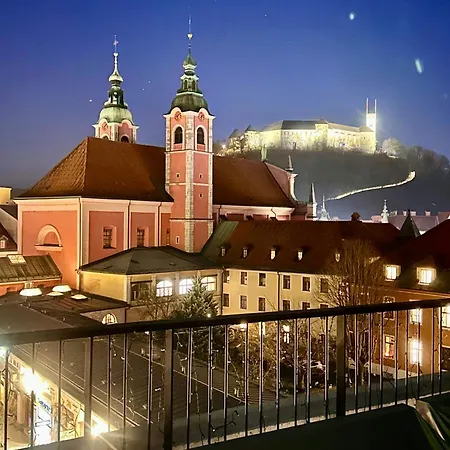 Castle View Penthouse Apartment