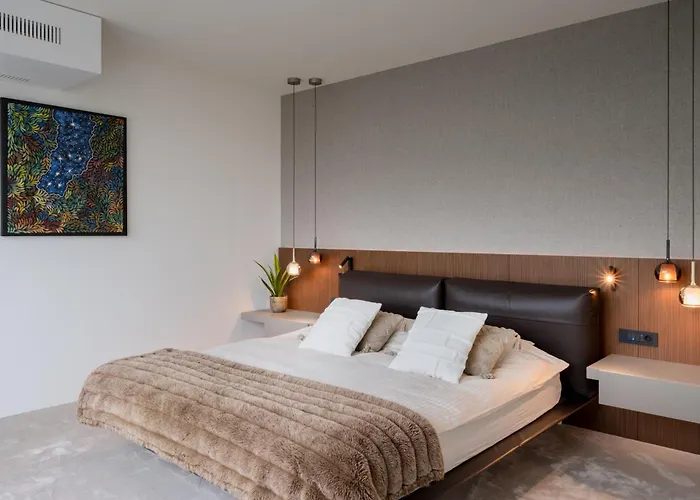 Castle View Penthouse *