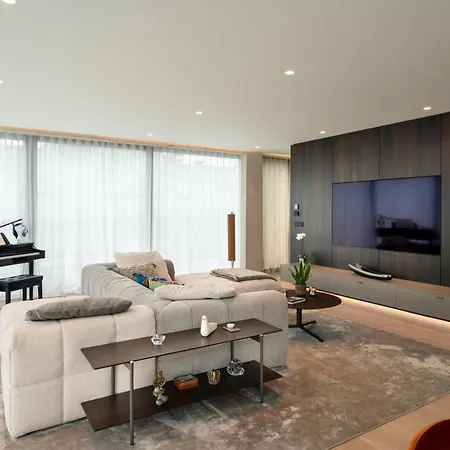 公寓 Castle View Penthouse *